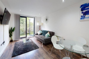 Central Balcony - 1 Bed Entire Apartment
